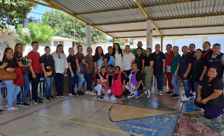 DIF Michoacán equipa centros de atención infantil en Lázaro Cárdenas