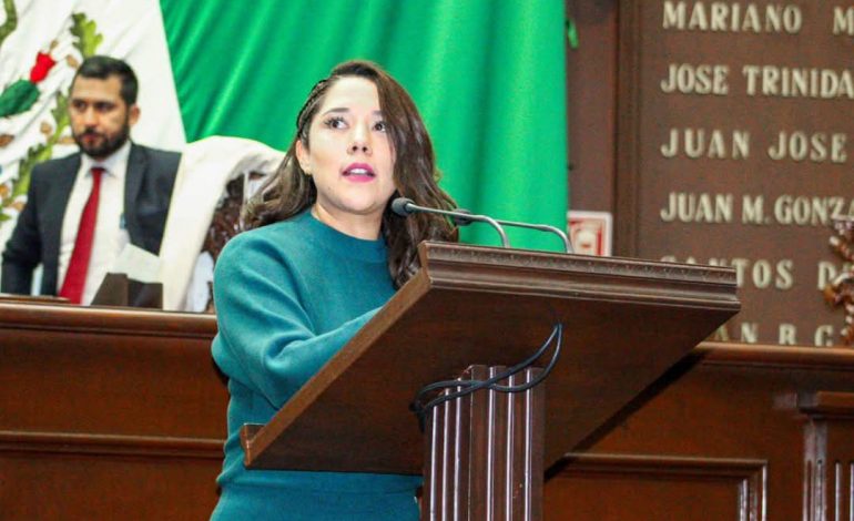 Propone Xóchitl Ruiz acciones inmediatas en apoyo a migrantes y sus familias, con creación del Consejo Michoacán te Abraza