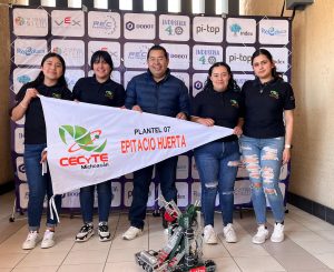 Alumnas del Cecytem compiten en torneo nacional de robótica