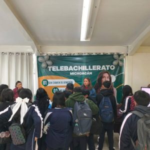 Telebachillerato Michoacán presente en Expo Prepárate