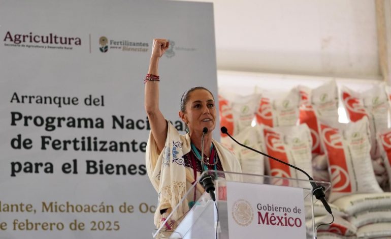 EN MICHOACÁN, PRESIDENTA CLAUDIA SHEINBAUM ENCABEZA ENTREGA DEL PROGRAMA DE FERTILIZANTES PARA EL BIENESTAR, UN DERECHO CONSTITUCIONAL DE LAS Y LOS CAMPESINOS DE MÉXICO.