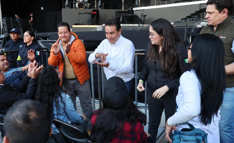 Chayanne para todos: personas sordas y ciegas disfrutaron concierto.