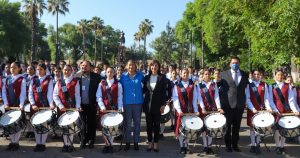 SEE fomenta valores cívicos con la entrega de bandas de guerra