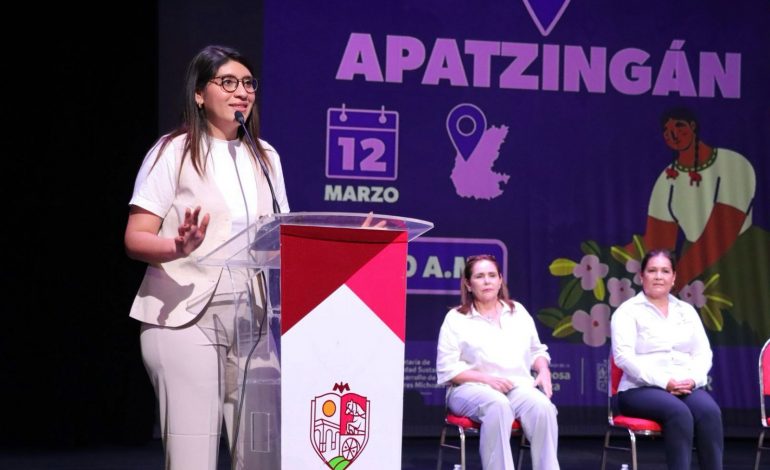 Seimujer fortalece derechos de mujeres en Apatzingán con jornada regional