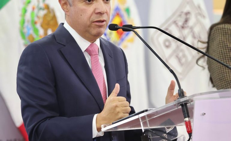 Sólo quejosos en juicio de amparo pagarán en efectivo; Gobierno continúa recaudación digital: Navarro Garcia.