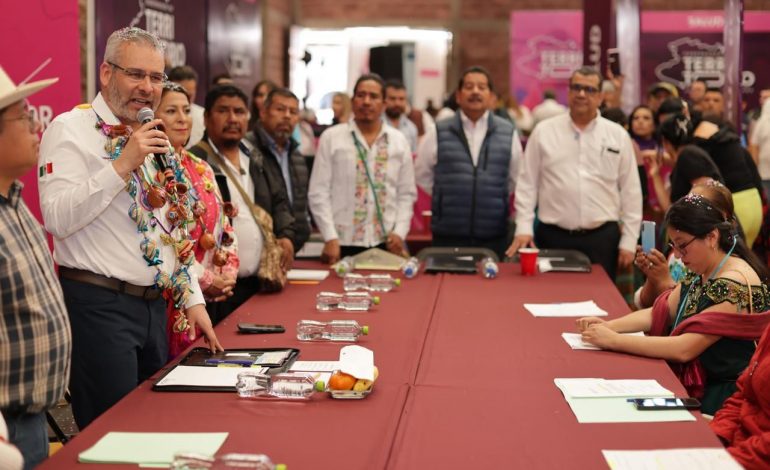 Gobernador en Territorio llegó a la comunidad indígena de Santa Fe de la Laguna.