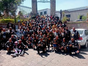 Rugidos de celebración: Rodantes de Acero festeja su 8º aniversario con una fiesta biker inolvidable.