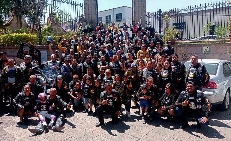 Rugidos de celebración: Rodantes de Acero festeja su 8º aniversario con una fiesta biker inolvidable.