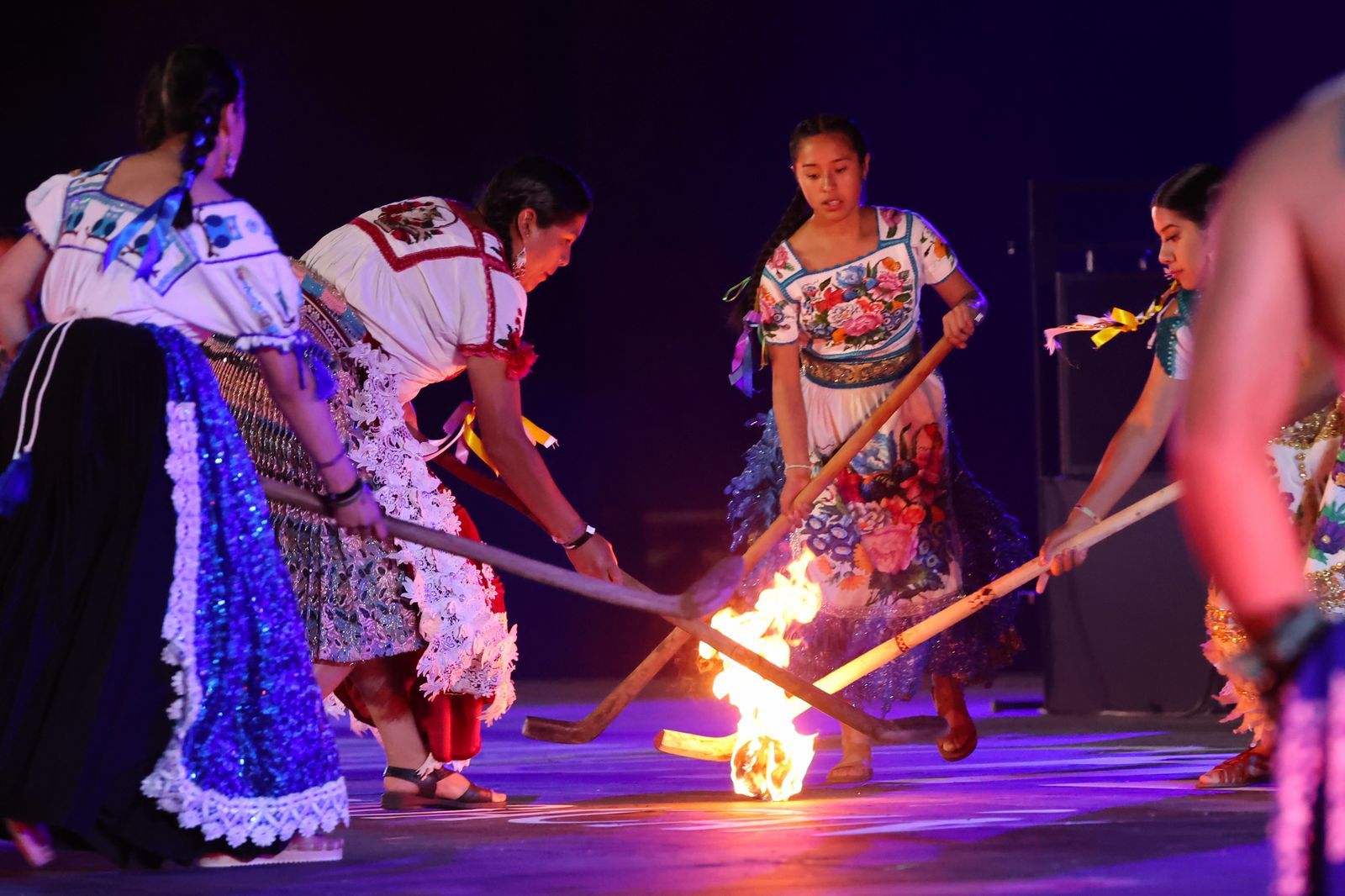 Inicia la K’uínchekua 2025: el espíritu de nuestros ancestros danza en Tzintzuntzan.