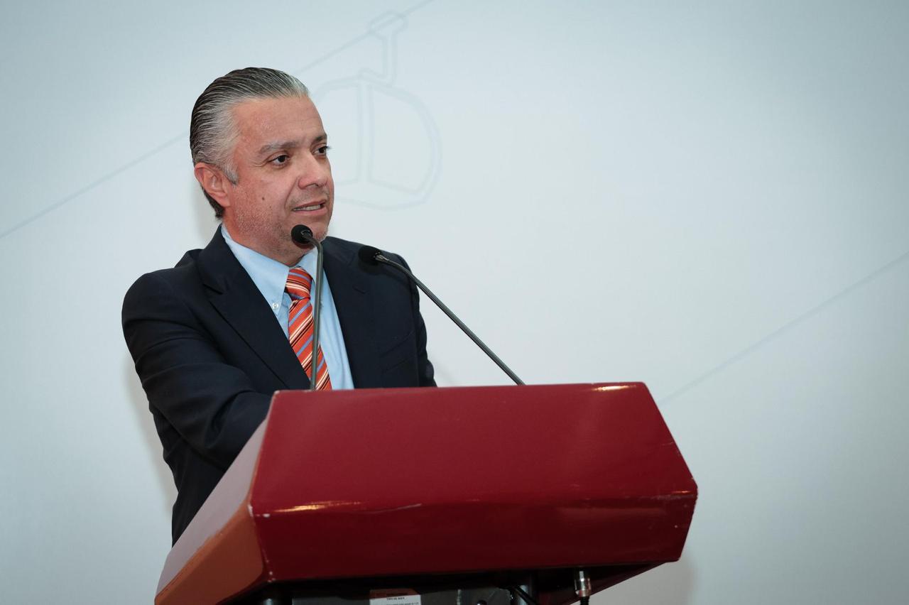 Por cada peso pagado a deuda heredada, gobierno de Bedolla destina 3 más a obras: Navarro García.
