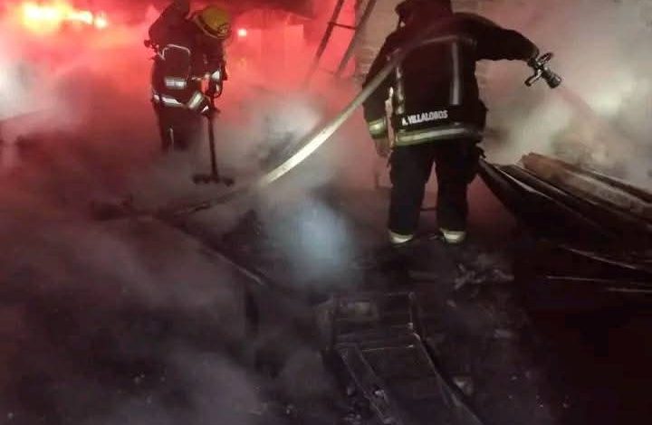 Incendio Devora Vivienda Cerca del Estadio Morelos: Solo Daños Materiales.