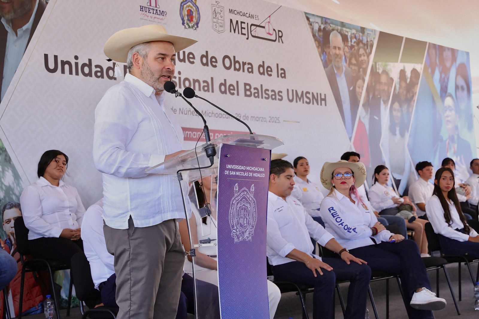 Arranca Bedolla construcción del campus Huetamo de la UMSNH.