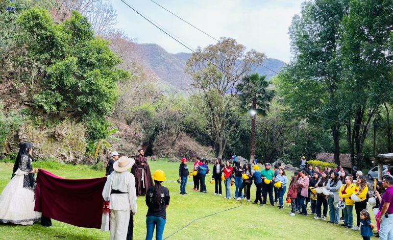 Miles de turistas disfrutan de Michoacán en estas vacaciones de Semana Santa