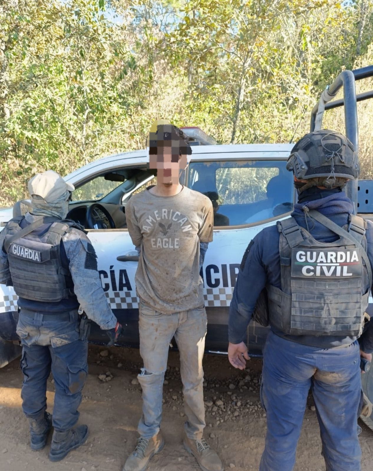 SSP asegura laboratorio de drogas en Huiramba.