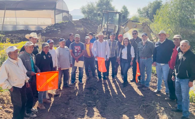 Inicia rehabilitación del lago de Pátzcuaro en San Jerónimo Purenchécuaro.