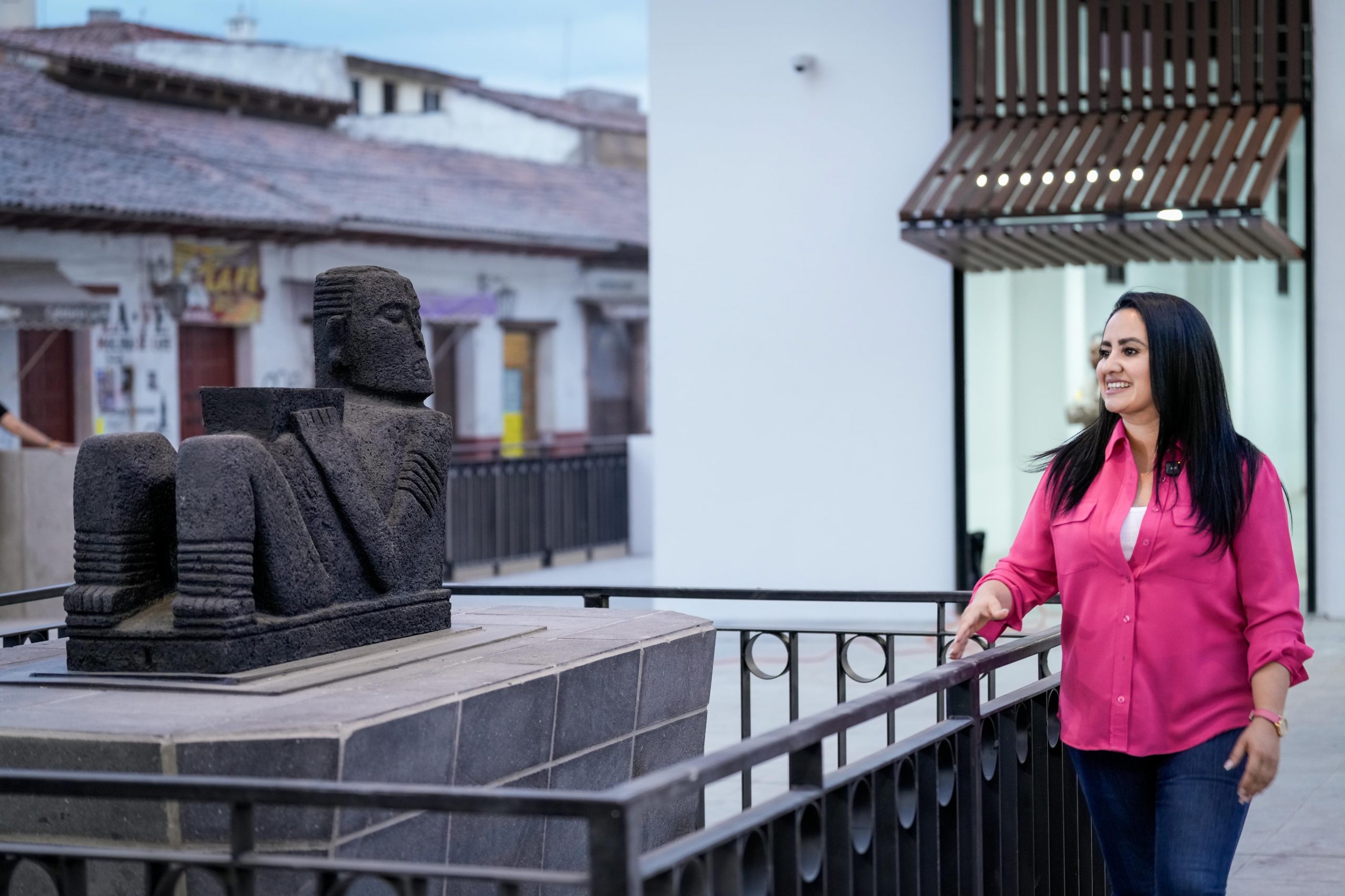 Nuevo Mercado de Pátzcuaro alberga réplica de Chac Mool: Gladyz Butanda.