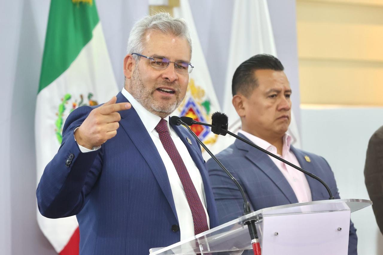 Exige gobernador de Michoacán a Morón una disculpa pública por calumnias.