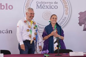 Bedolla se suma a iniciativa de 40 horas laborales de Sheinbaum