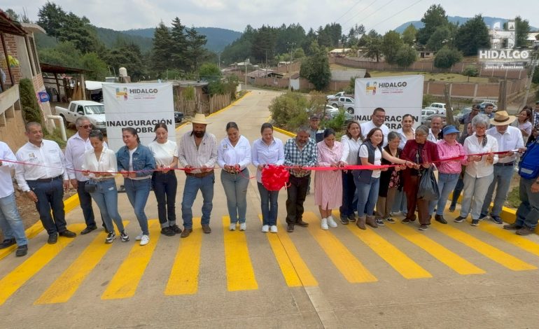 Jeovana Alcántar, inauguró dos importantes obras de beneficio social en la Tenencia de Pucuato.