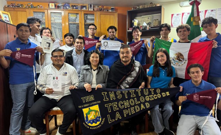 Estudiantes michoacanos triunfan en certamen internacional de robótica: Iemsysem