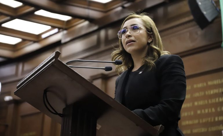 Grecia Aguilar propone reformar Constitución para garantizar derechos de las infancias en Michoacán