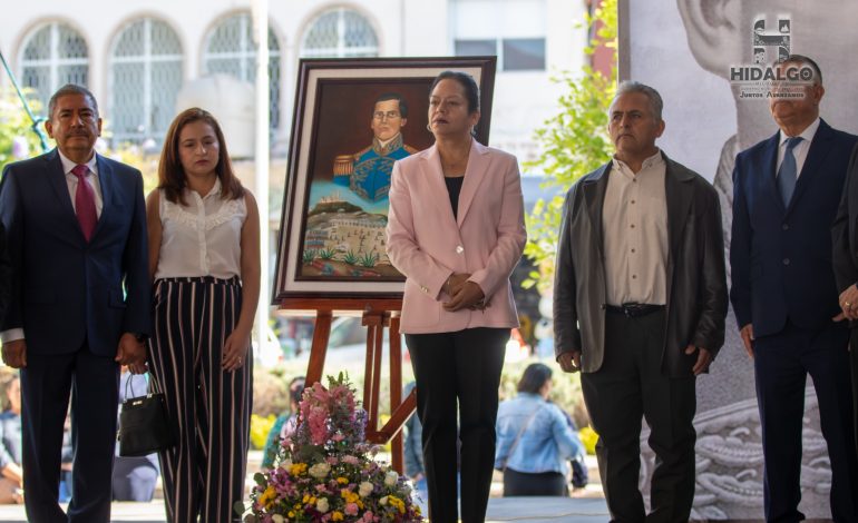 Jeovana Alcántar, presidió el acto cívico conmemorativo del CLXIII Aniversario de la Batalla de Puebla encabezada por el General Ignacio Zaragoza