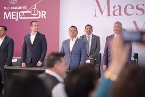 Reconoce Torres Piña labor de las y los maestros en la transformación de Michoacán