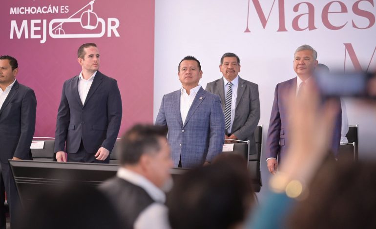 Reconoce Torres Piña labor de las y los maestros en la transformación de Michoacán