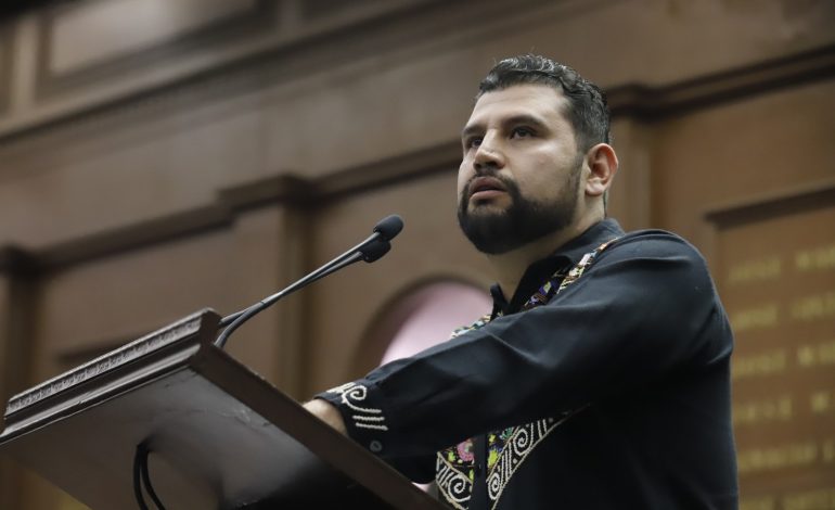 En apología del delito, “el problema no es la prensa, es la glorificación del crimen”, afirma Octavio Ocampo desde tribuna