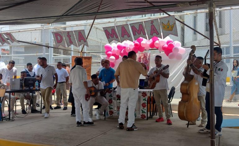 Celebra Sistema Penitenciario a cientos de madres en su día
