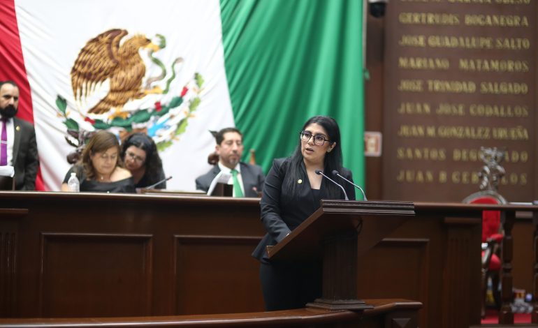 Reconocer la educación en casa : Vanhe Caratachea