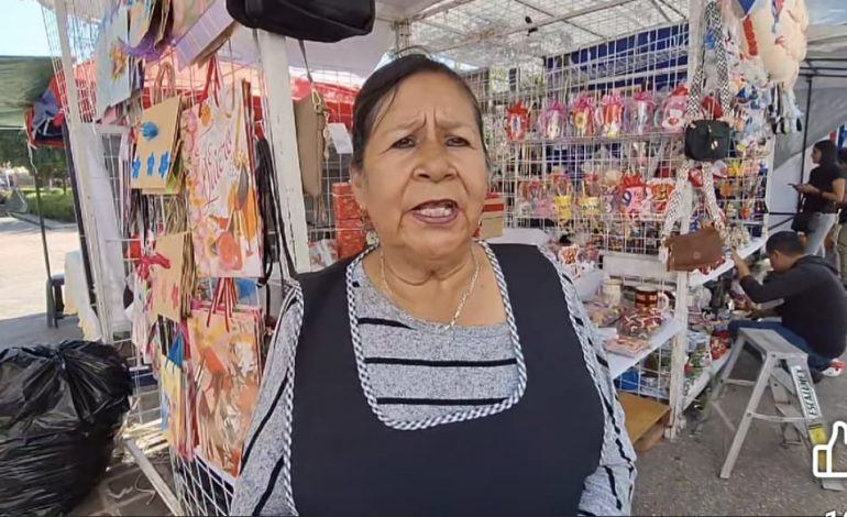 Comerciantes de Zitácuaro, se enfrentan a las grandes tiendas en la celebración del 10 de mayo.