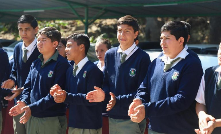 Actividad en las 12 mil escuelas de Michoacán se refuerza con la Nueva Escuela Mexicana: SEE