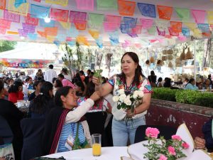 Celebran a mamás artesanas en el Festival Michoacán de Origen