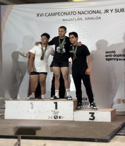 Alumno del Cecytem representará a México en campeonato mundial de levantamiento de potencia