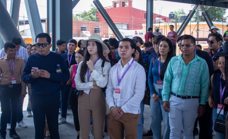 Egresados de Escuela de Formación Política conocen proyectos clave de Michoacán