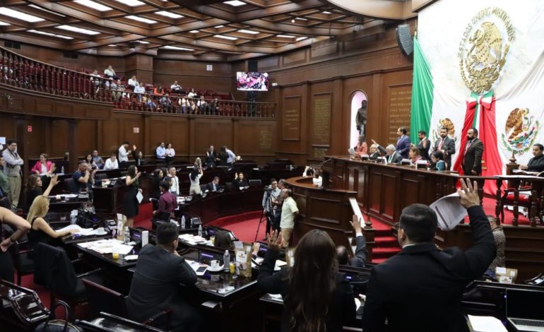 Se reestructuran diversas comisiones y comités del Congreso del Estado