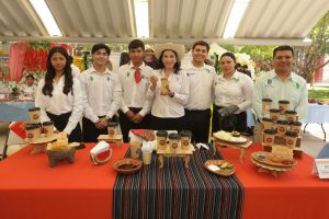 Inaugura Iemsysem evento InnovaTecNM en Huetamo