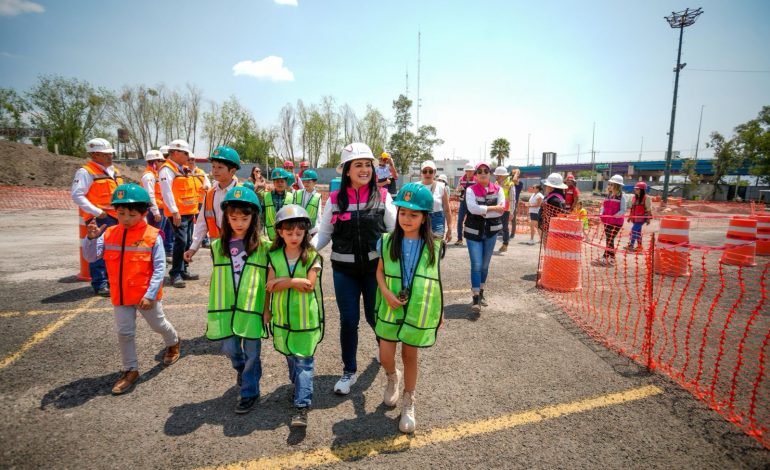 Supervisa Gladyz Butanda estación 1 del teleférico de Morelia con mini arquitectos e ingenieros