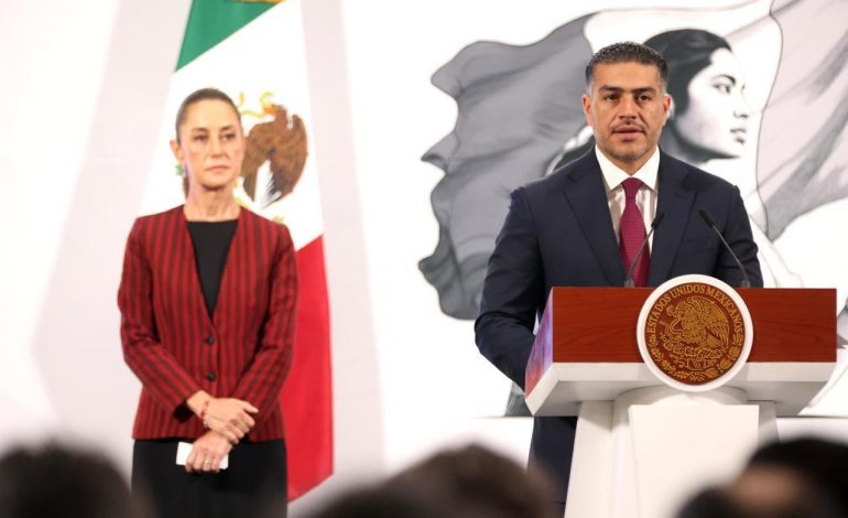 PRESIDENTA CLAUDIA SHEINBAUM: GRACIAS AL TRABAJO PERMANENTE, COTIDIANO Y COORDINADO DEL GABINETE DE SEGURIDAD SE HAN INCAUTADO 10 MIL 962 ARMAS, 157 TONELADAS DE DROGA, DESTRUIDO 915 LABORATORIOS Y DETENIDO A 21 MIL 411 PERSONAS