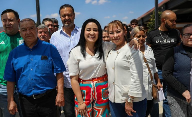 Con orden y alegría, concluye entrega de locales en nuevo mercado de Pátzcuaro: Gladyz Butanda