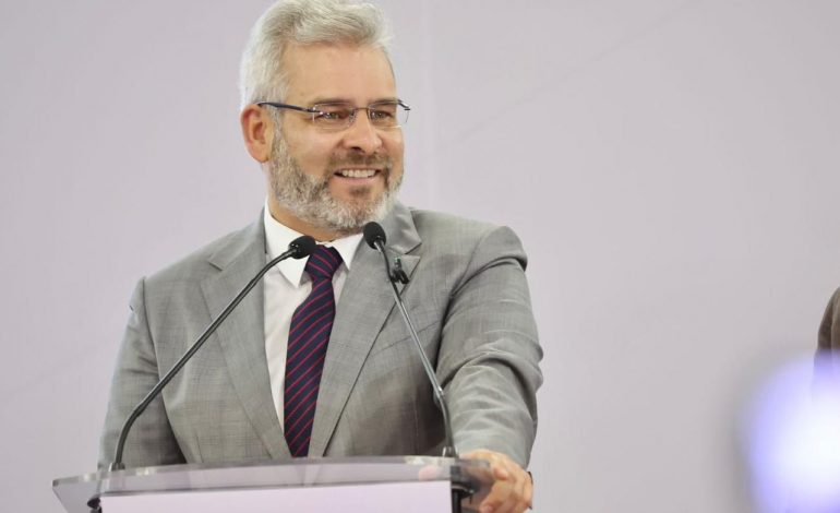 Bedolla impulsará iniciativa para penalizar narcocorridos en eventos públicos