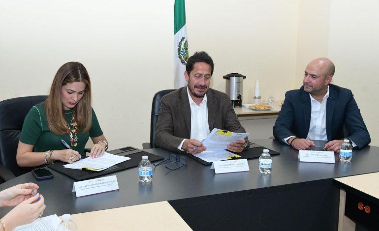 Sedeco y Colegio de Notarios facilitan la formalización de negocios