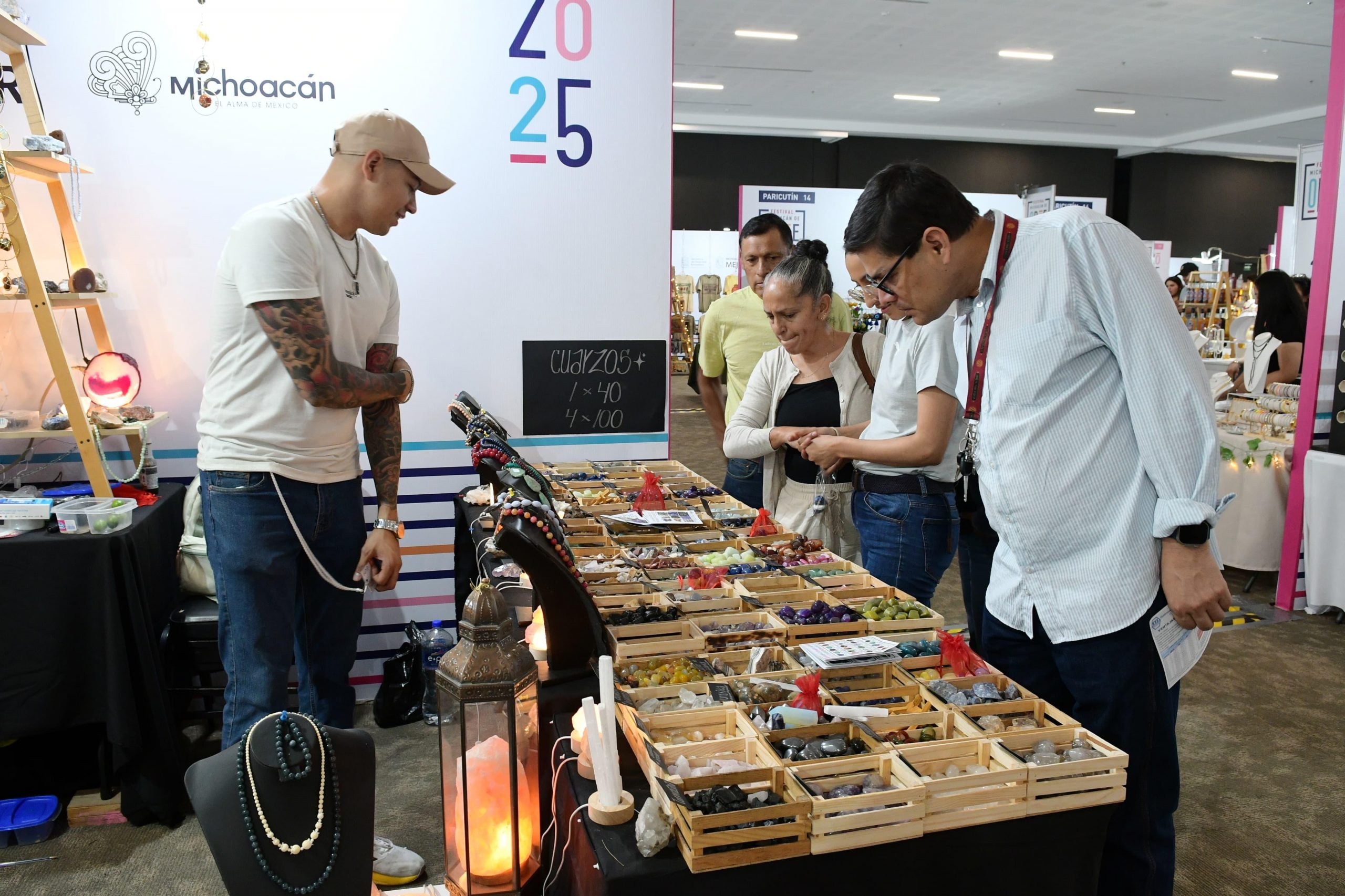 Festival de Origen acerca a productores michoacanos con cadenas nacionales.
