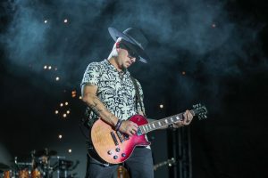 Piso 21 rinde homenaje a “El Buki” en el Festival Michoacán de Origen.<br>