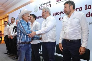 Bedolla y Conagua entregan apoyos por 170 mdp para la infraestructura hidroagrícola de Michoacán.