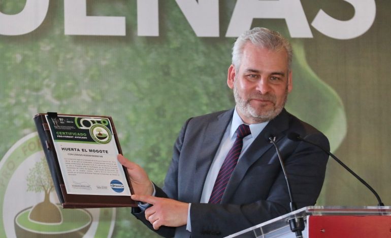 Certificado con Proforest Avocado, el 67 % del aguacate exportado a EUA: Bedolla.