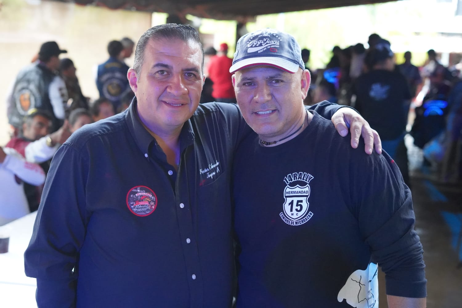 La Hermandad Biker: Un Faro en la Carretera
