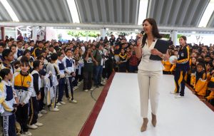 Escuelas suman a padres y madres de familia a la prevención de adicciones