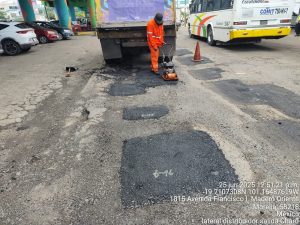 Gobierno de Morelia responde con acciones inmediatas de bacheo; interviene salida a Charo
